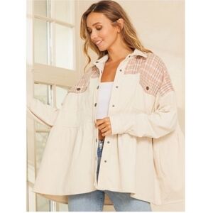 🍋Boutique🍋 Plaid Accent Cream Shacket